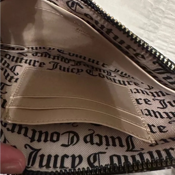 Juicy Couture Wristlet NWOT - Picture 6 of 6